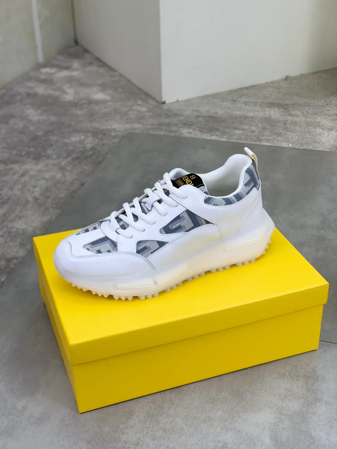 ​Men's shoes 💰P460 💰[New style] little monster 🆘 New FENDI (Fendi) new style 🕶️🕶️Simple routing effect, showing an elegant and cool driving shoe 🎬Using imported calfskin + first-layer pigskin lining🐂Excellent material🎬Detailed workmanship 🤗Comfortable foot feel➰➰. ​Pair it with any outfit to show your taste and temperament, low-key luxury ♻️Design ​simple and elegant ​noble and fashionable 🍃​Very loved and favored by trendy men 💓❤️size: 38-44 2️⃣colors available